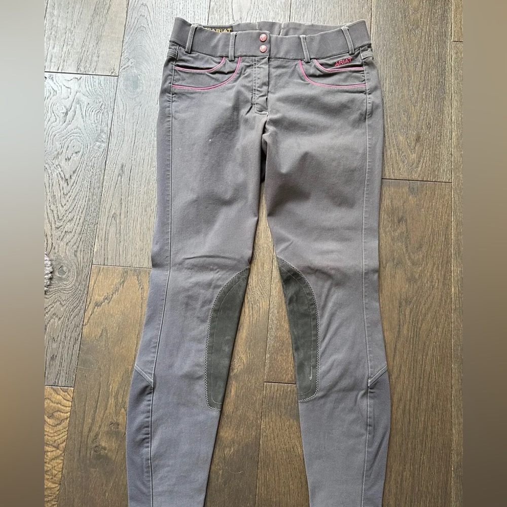 Ariat Olympia Team Acclaim Grey Slate Euro Seat KP Breech Size 30L Pink Piping